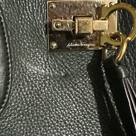 Salvatore Ferragamo Forest Green Tote Bag - Picture 8 of 8